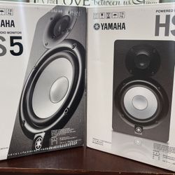 Yamaha HS5 Power Speaker System