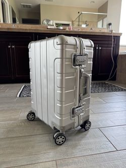 20/24 inch Aluminum Magnesium Alloy Carry-On Luggage