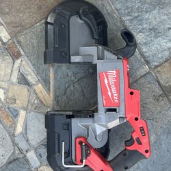 Milwaukee Cordless Bandsaw