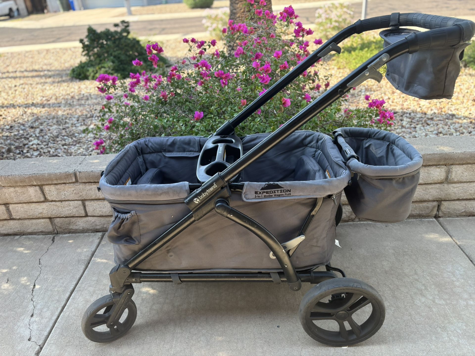 Wagon stroller Baby Trend Expedition