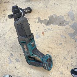 Makita XRH04 18V LXT Cordless Rotary Hammer