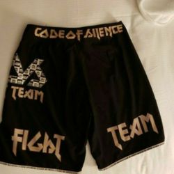 mma shorts M