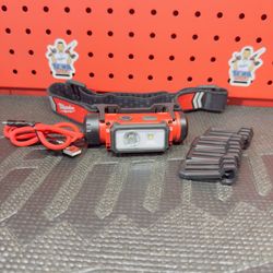 Milwaukee 600 Lumens LED REDLITHIUM Hard Hat Headlamp