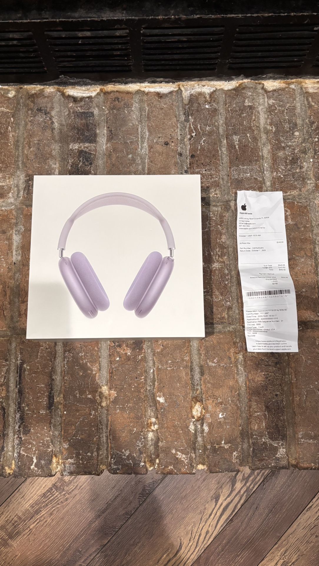 apple airpod max’s purple brand new headphones