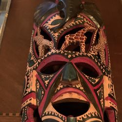 AFRICAN HANDCARVED WOOD MASK FROM KENYA