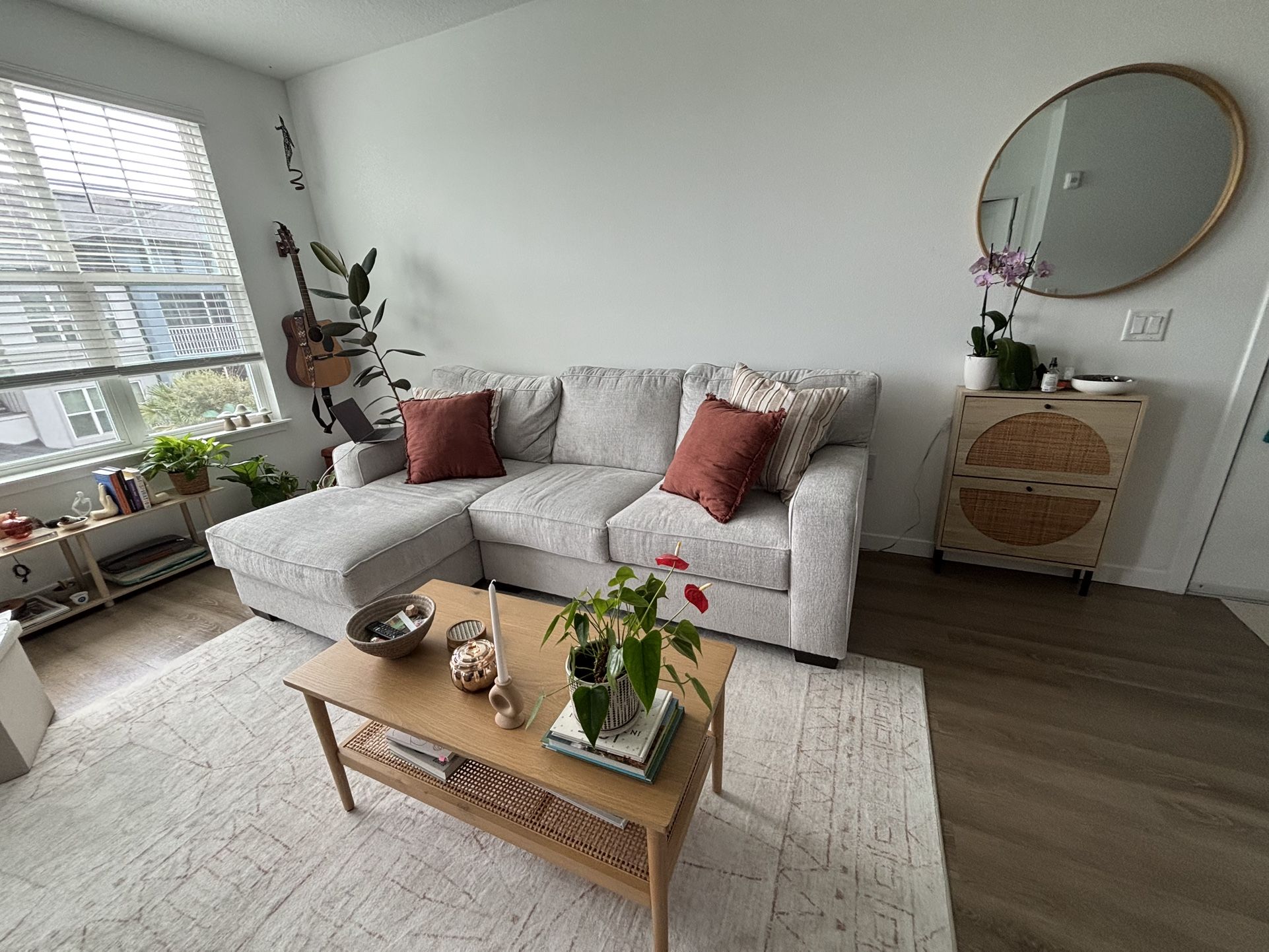 Cynthia Dove 2-Piece Sectional Sofa – Like New!