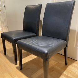 (Excellent) IKEA Henriksdal Leather Upholstery Black Color Dining Chair X2