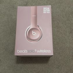 Rose Gold Beats Solo 2 Wireless