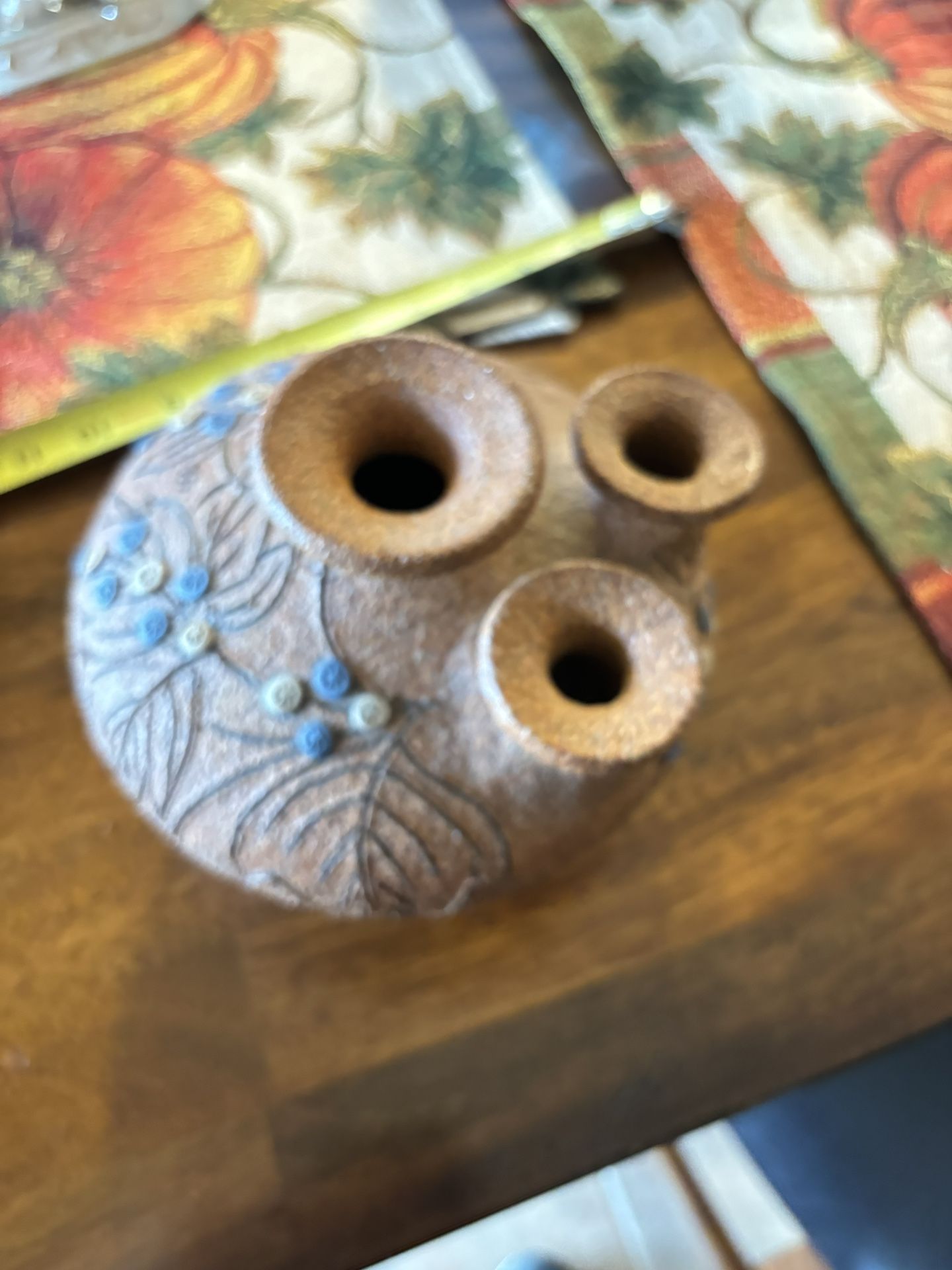Carma Sand Art pottery vase/oil Lamp Tri Flower Signed Studio Hand crafted 1984
