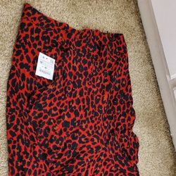 New Zara women skirt Brand new Medium