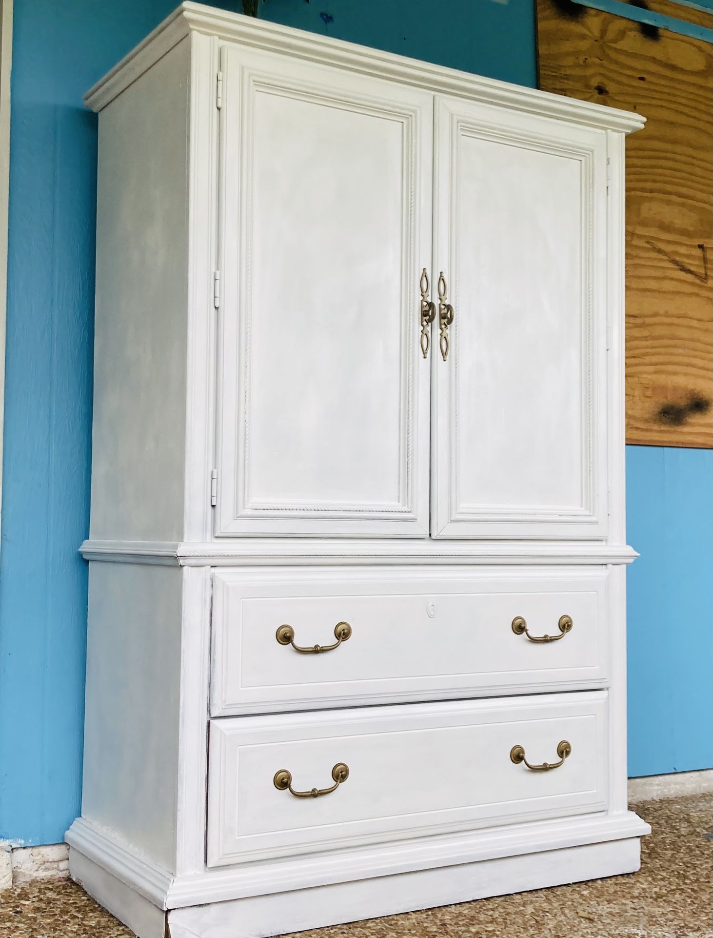 Porcelain White Solid Wood Wardrobe Closet for Sale in Sarasota, FL