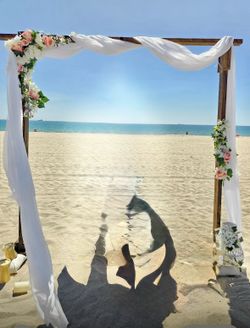 Marco de Madera para bodas en playa