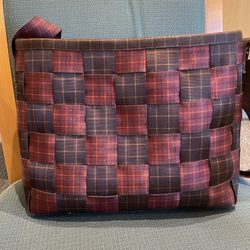 Harvey’s Seatbelt Tartan Red Plaid Messenger Bag