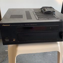 Pioneer Amplifier/receiver