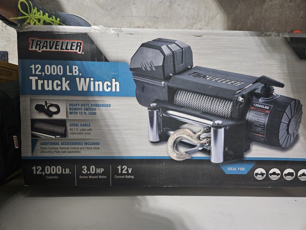 New In Box 12,000 Lb Truck Wench