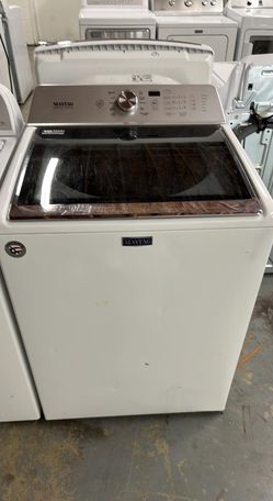 Maytag Top Load Washer – HE, Glass Lid, White