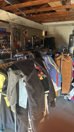 Vintage/ streetwear/ miscellaneous bulk sale Palmdale, ca