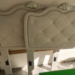 2x Twin Headboards - Ashley Furniture 