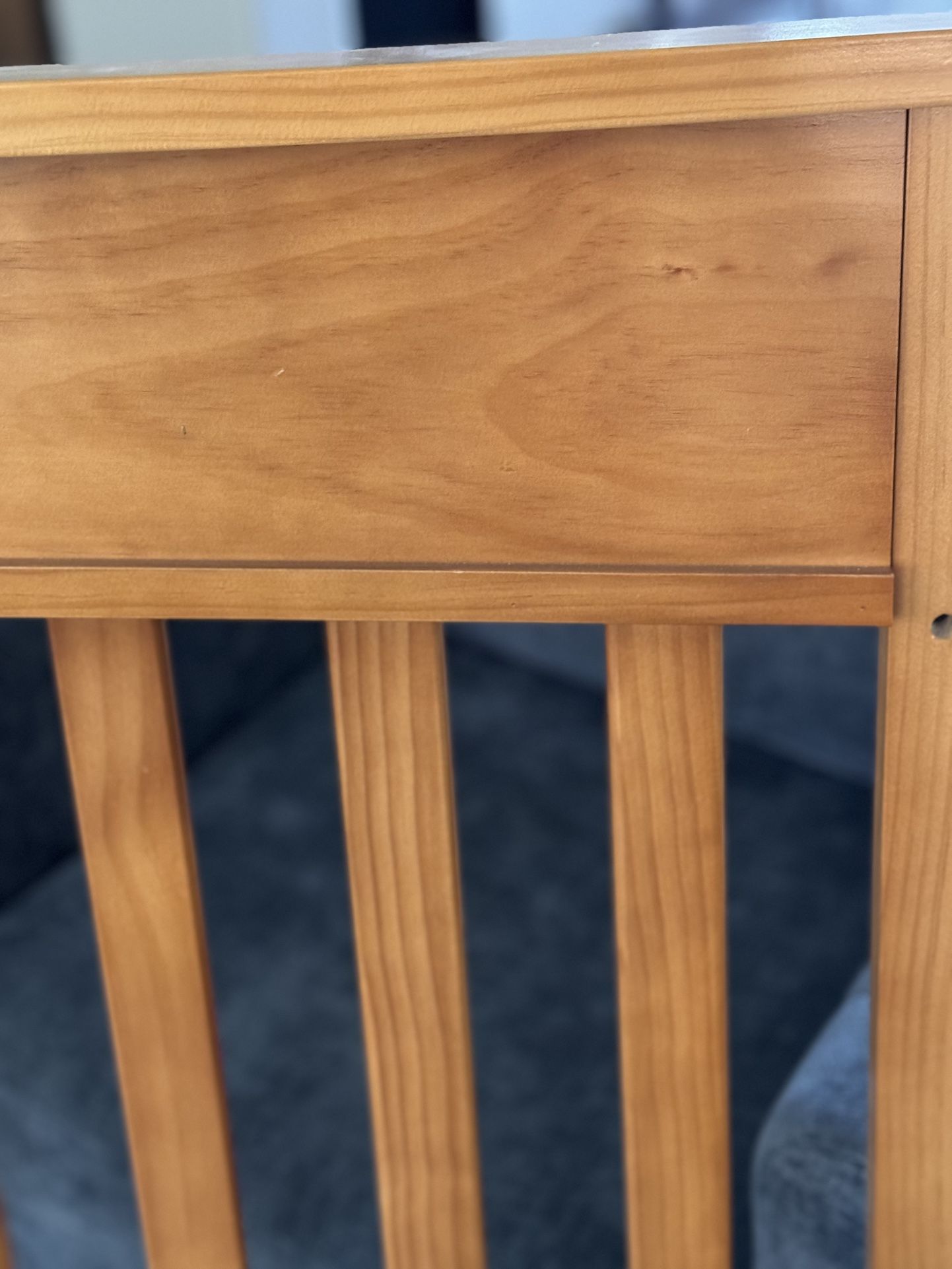Baby convertible Crib