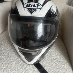 BILT Motorcycle Helmet (Medium)