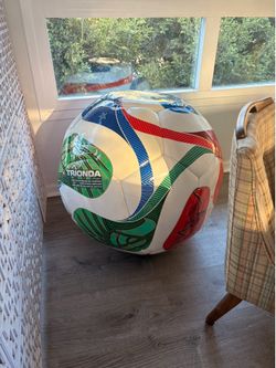 FIFA jumbo Trionda displaysoccer ball