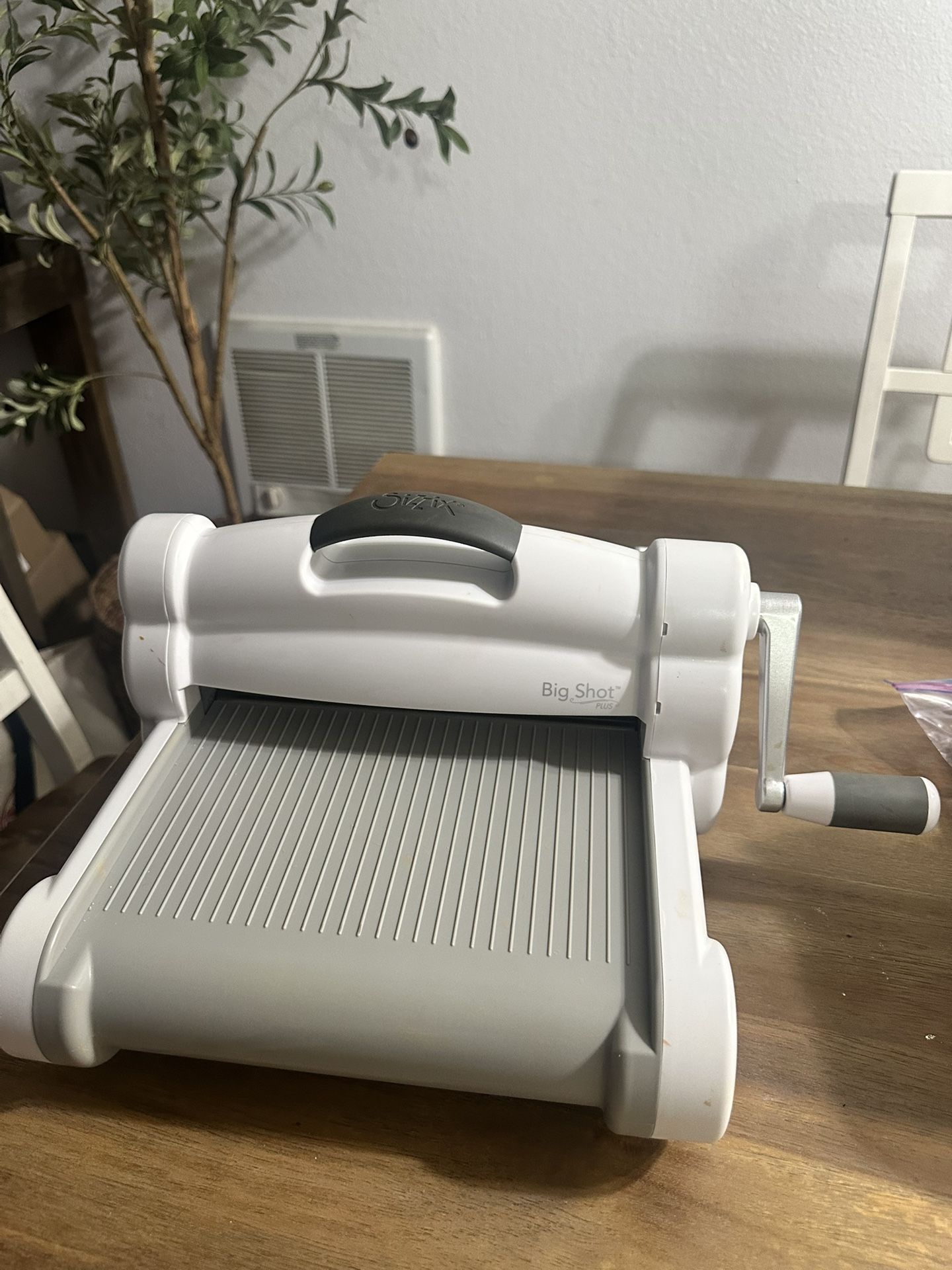 Sizzix Big Shot Plus