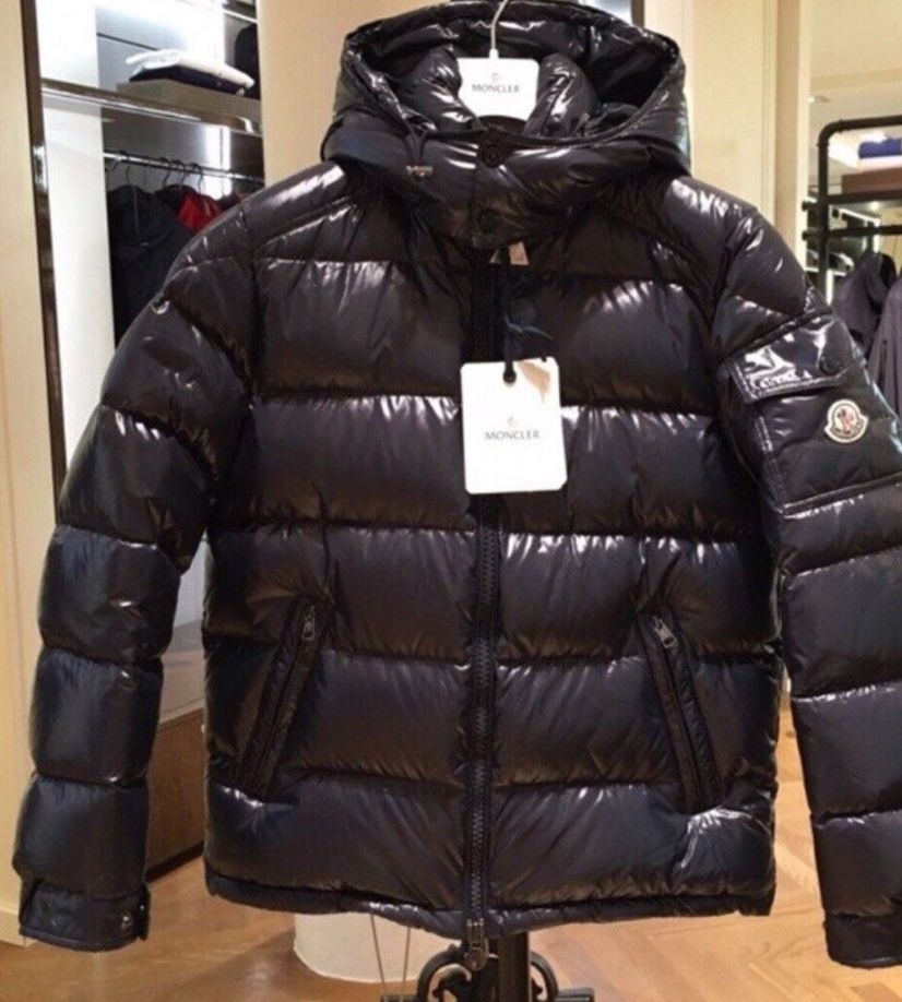 Moncler Black Puffer (Large)