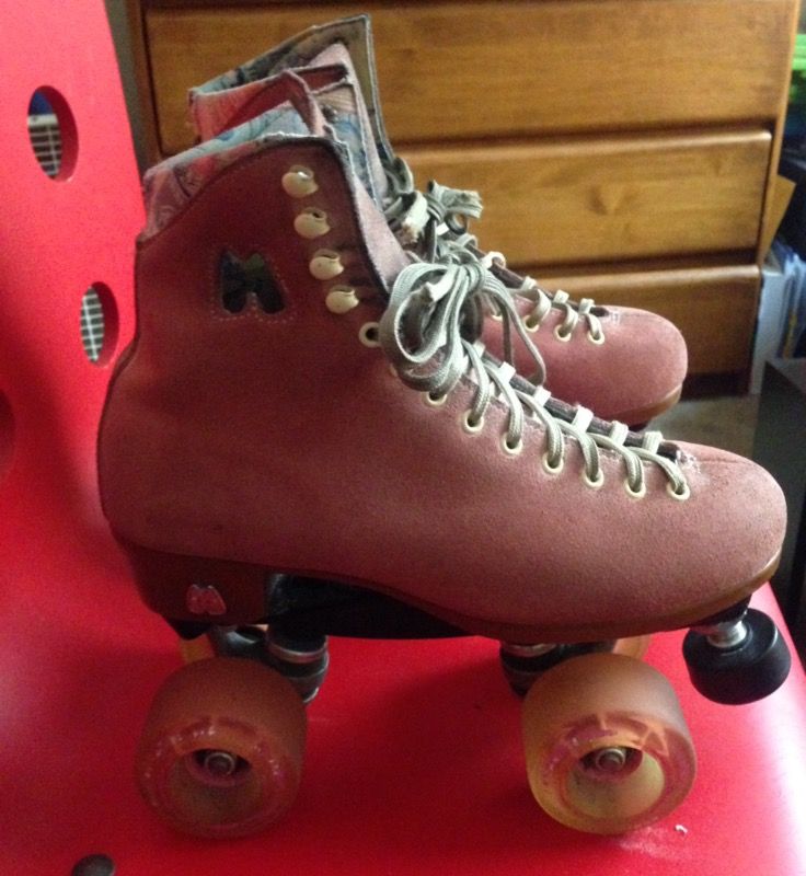 Used moxi skates