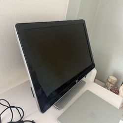 Hp w2207 Monitor With Cables 