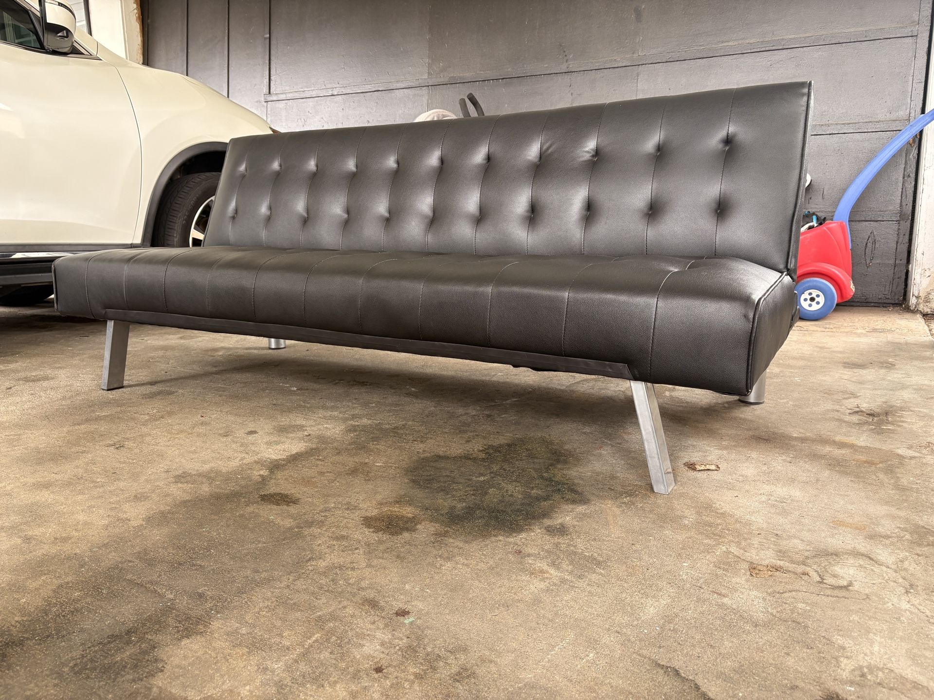 Super Nice Futon ( Just Lowered ) $100
