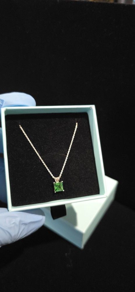 925 Sterling Silver Emerald Green Cz Chain and Pendant Combo