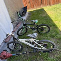 2 Children’s Bikes