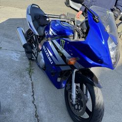 Suzuki 500 2cylinder cc 2004 