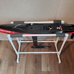 Focus II R/C Sailboat 