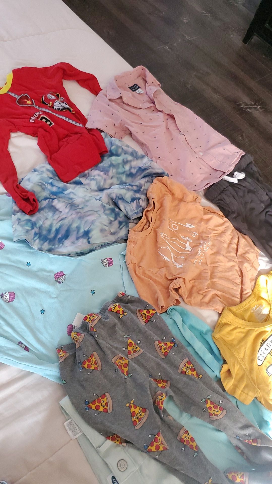 Kids clothes mostly girl size 3t 4t 10-12 mixed