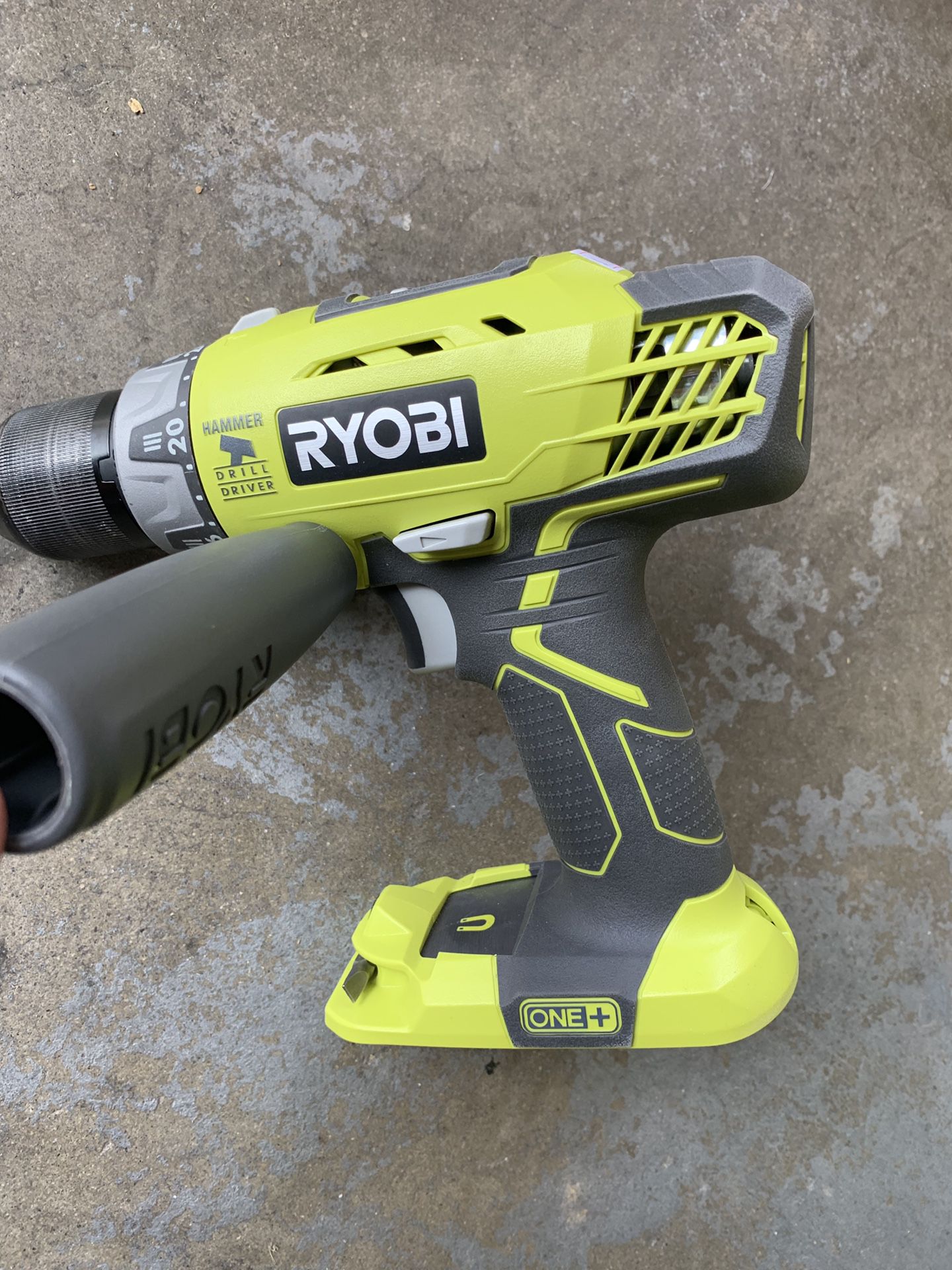 Ryobi 18v hammer drill