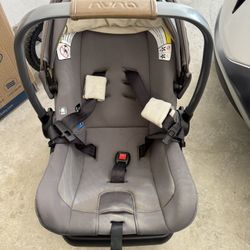 Nuna Infant Car seat