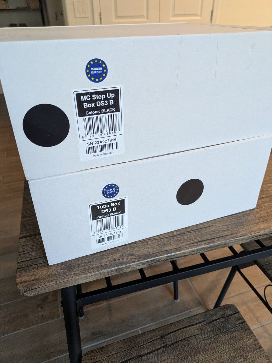 Pro-Ject Tube Box DS3 B & Pro-Ject MC Step Up Box DS3 B