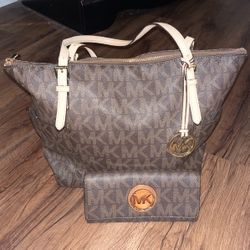 Authentic Michael Kors Purse MK