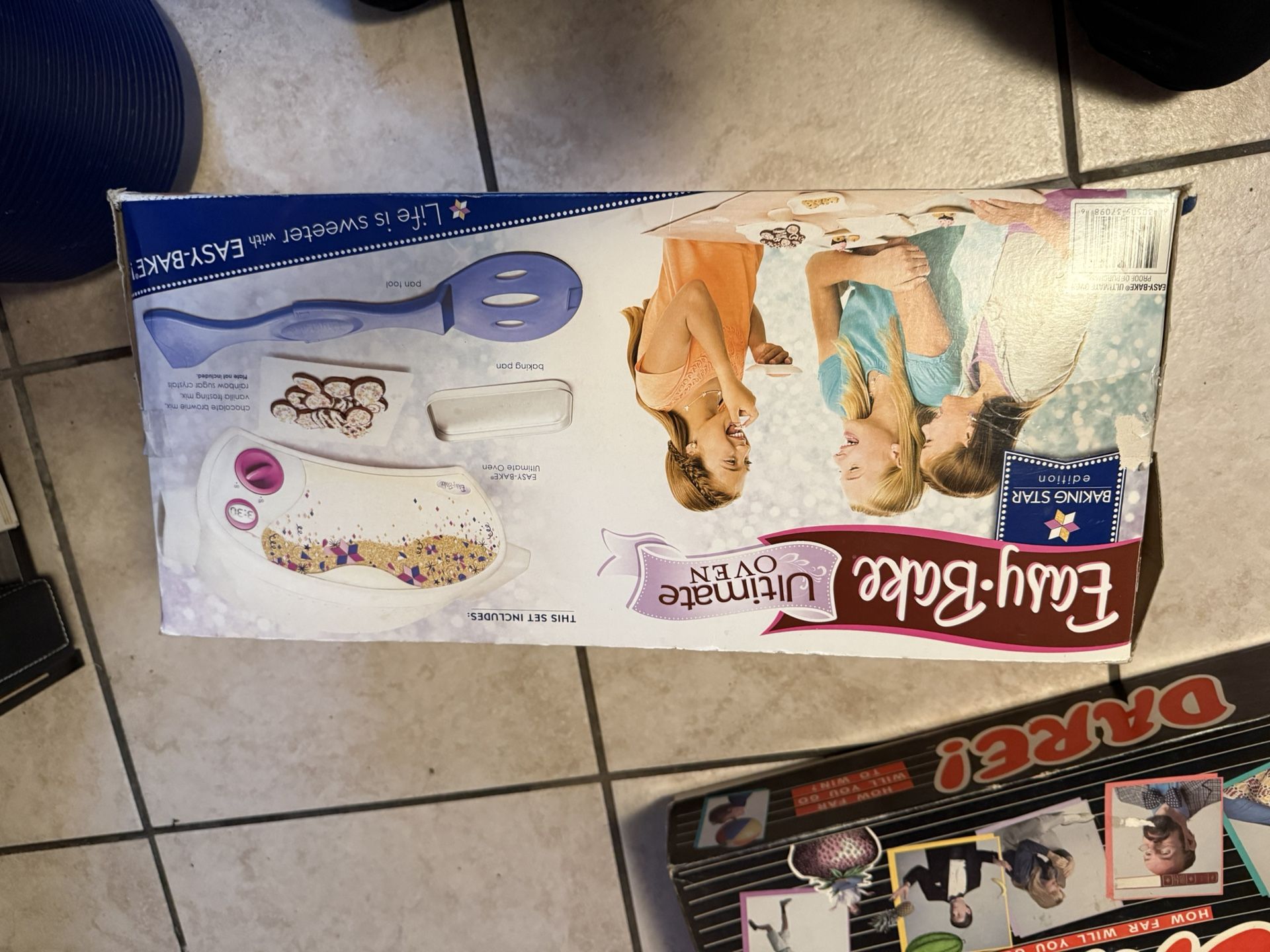 Easy Bake Ultimate Oven: Baking Star Edition