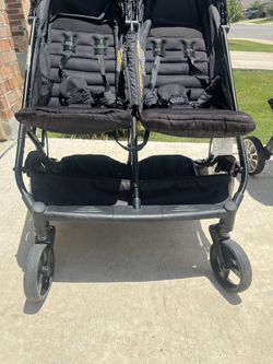 Summer Infant 3Dpac CS+ Double Stroller (no Car Seat) Black - Car Seat  Compatible Lightweight Side By Side Baby Stroller with Convenient One-Hand  Fold for Sale in San Antonio, TX - OfferUp