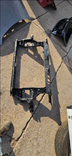 Hyundai Santafe Radiator Support OEM