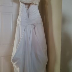 New Wedding Dress Never Worn 