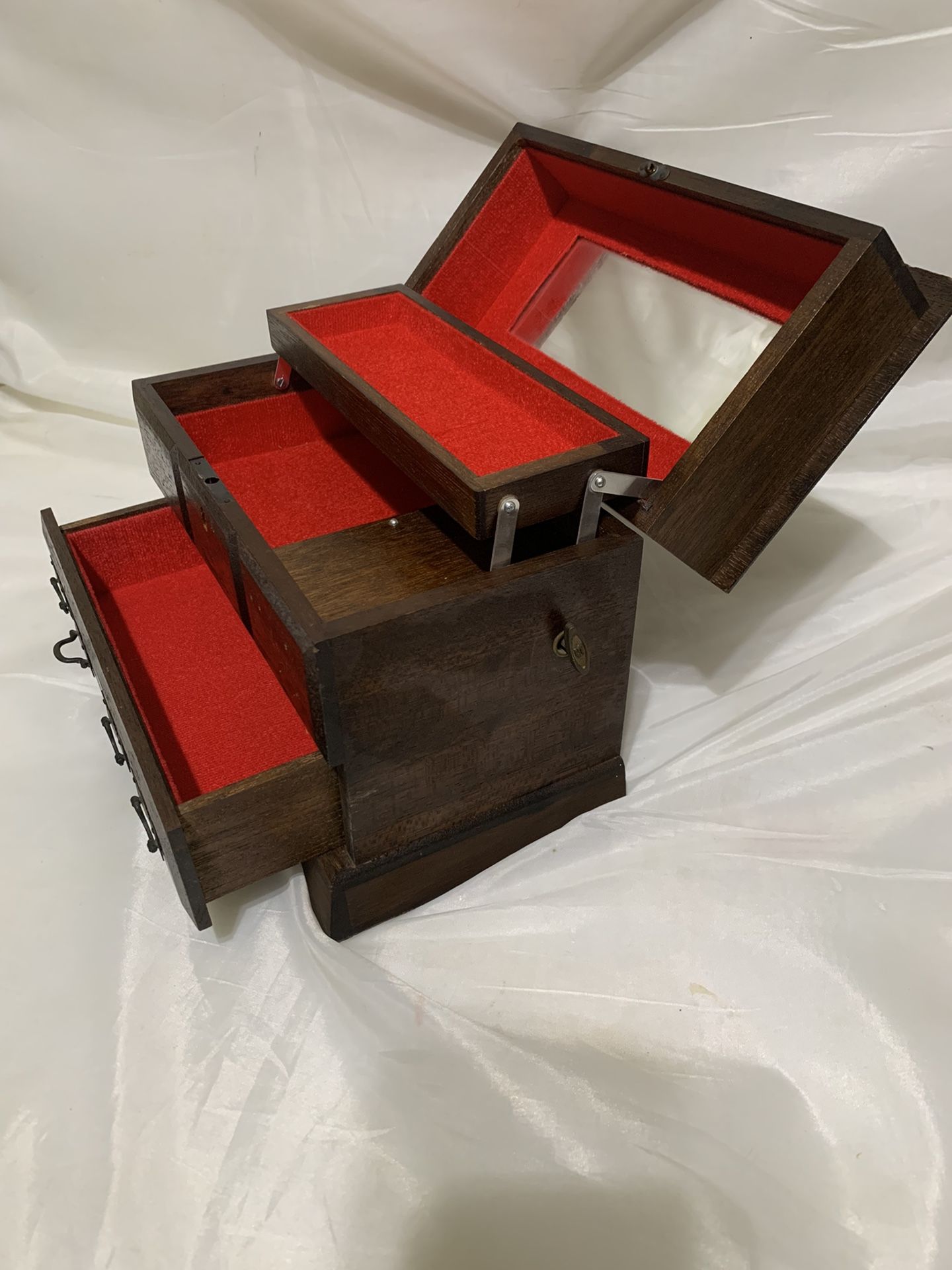 Vintage Royal Sealy Japan Musical Wooden Jewelry Chest Box Drawers With Mirror