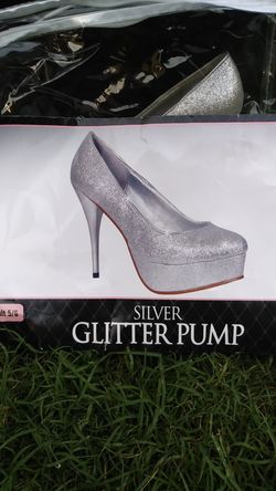 Silver glitter pumps for Halloween costumes
