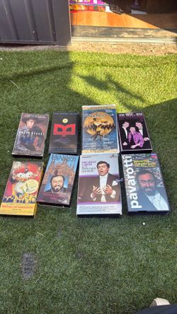 VHS MUSIC 3$ each