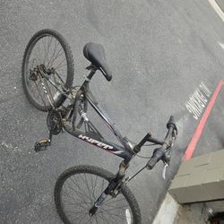 Hyper Mountain Bike 26 Inch Rims 