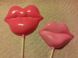 Chocolate Lollipop Lips