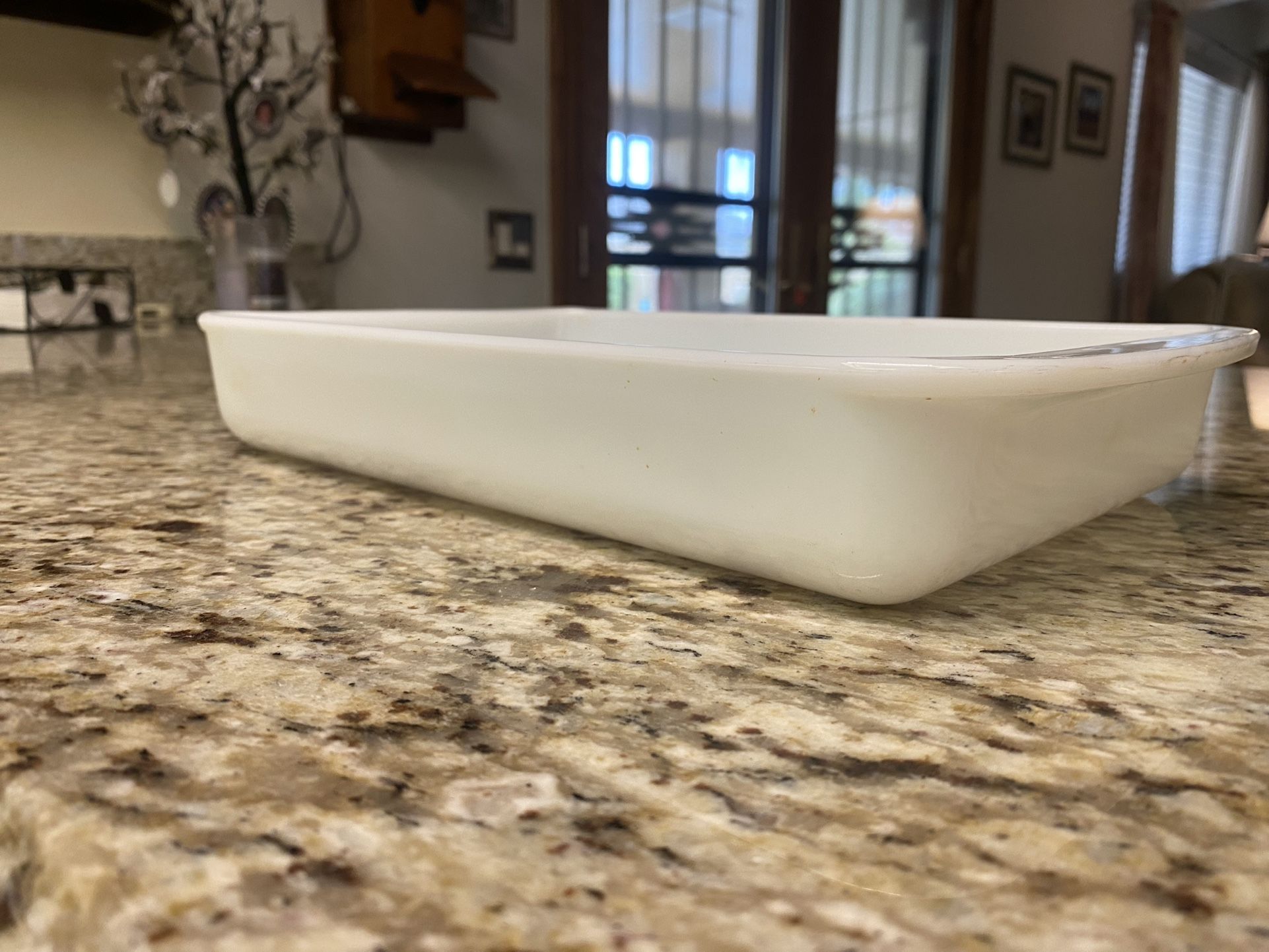 Solid White Opal Vintage Milk Glass PYREX Baking Dish #232