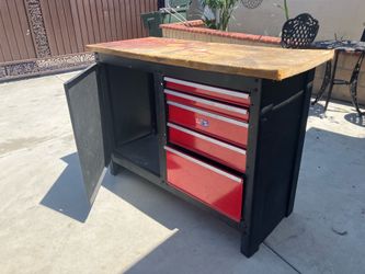 Metal work cabinet